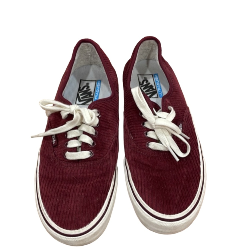 VANS • Burgundy/maroon Ultra Cush corduroy sneakers. Women’s 8.5/Men’s 7